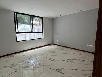 Casa en venta en Angelopolis Atlixcayotl, 3 recamaras y roof