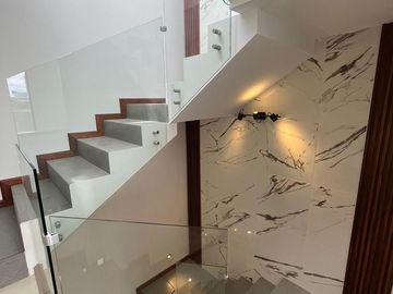 Casa en venta en Angelopolis Atlixcayotl, 3 recamaras y roof