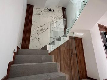 Casa en venta en Angelopolis Atlixcayotl, 3 recamaras y roof