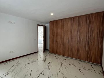 Casa en venta en Angelopolis Atlixcayotl, 3 recamaras y roof