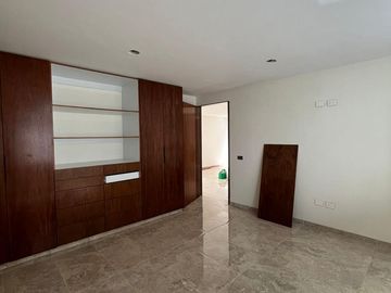 Casa en venta en Atlixcayotl, Angelopolis 3 recamaras,Puebla