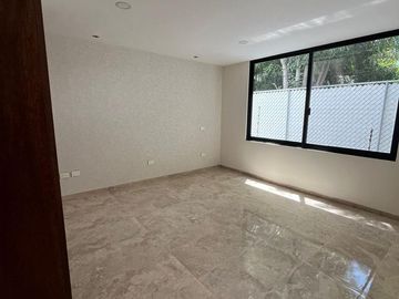 Casa en venta en Atlixcayotl, Angelopolis 3 recamaras,Puebla