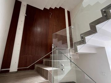 Casa en venta en Atlixcayotl, Angelopolis 3 recamaras,Puebla