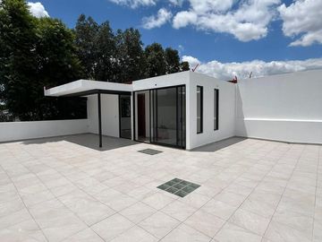 Casa en venta en Atlixcayotl, Angelopolis 3 recamaras,Puebla