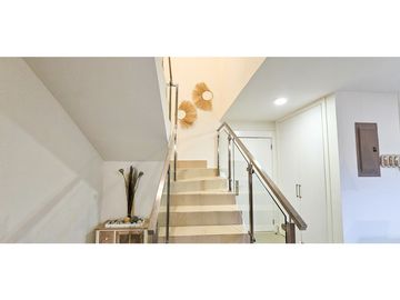 APARTAMENTO EN VENTA AMOBLADO BAHIA, NUEVA GORGONA