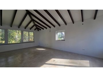 Venta Ph de 3 ambientes a estrenar. con amplio jardin.