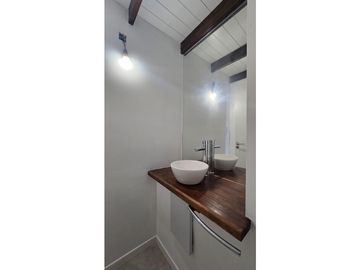 Venta Ph de 3 ambientes a estrenar. con amplio jardin.