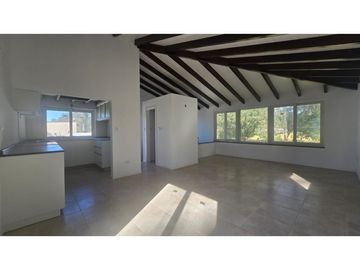 Venta Ph de 3 ambientes a estrenar. con amplio jardin.