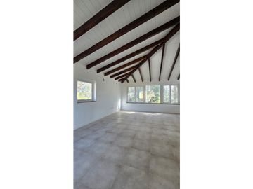 Venta Ph de 3 ambientes a estrenar. con amplio jardin.