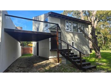 Venta Ph de 3 ambientes a estrenar. con amplio jardin.