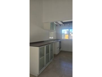 Venta Ph de 3 ambientes a estrenar. con amplio jardin.
