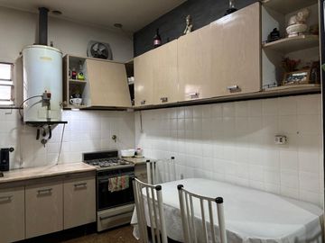 Casa tipo PH en venta 3 amb/jardín  en Ramos Mejía
