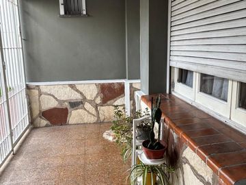 Casa tipo PH en venta 3 amb/jardín  en Ramos Mejía