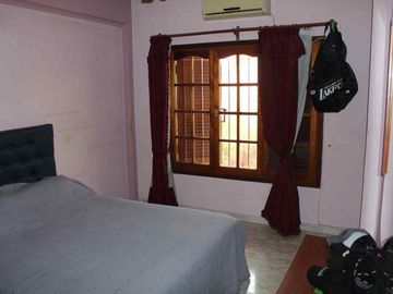 VENTA CASA 4 AMBIENTES DEPÓSITO COCHERA JOSE C PAZ
