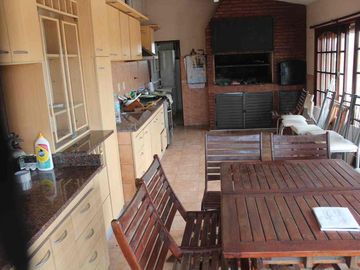 VENTA CASA 4 AMBIENTES DEPÓSITO COCHERA JOSE C PAZ