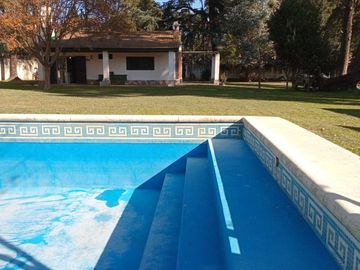Venta CASA QUINTA Garín 1890 M² pileta y quincho