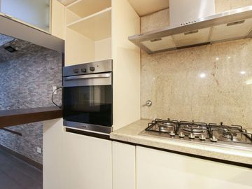 VENTA PISO 5 AMB EN CABALLITO CON COCHERA 195 M2