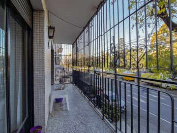 VENTA PISO 5 AMB EN CABALLITO CON COCHERA 195 M2