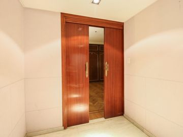 VENTA PISO 5 AMB EN CABALLITO CON COCHERA 195 M2