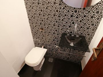 VENTA PISO 5 AMB EN CABALLITO CON COCHERA 195 M2