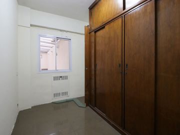 VENTA PISO 5 AMB EN CABALLITO CON COCHERA 195 M2