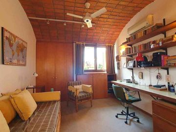 Casa en Venta Hurlingham – 4 Amb  Pileta y jardin