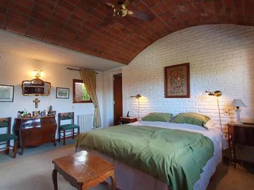Casa en Venta Hurlingham – 4 Amb  Pileta y jardin