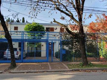 Casa en Venta Hurlingham – 4 Amb  Pileta y jardin