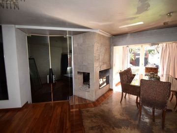 VENTA CASA SAN ISIDRO LOMAS GOLF PILETA Y JARDIN