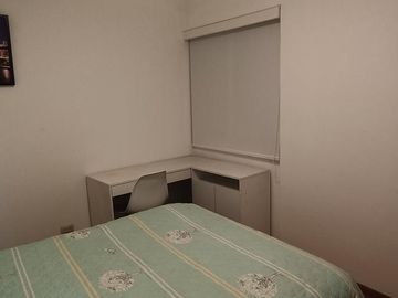 Departamento en segundo piso c/cochera cerca al ovalo higuereta muy cerca a miraflores