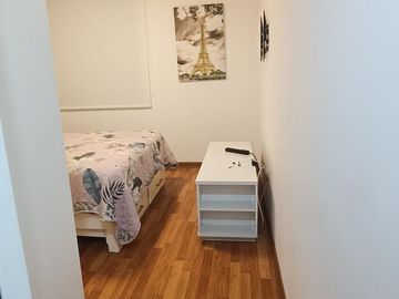Departamento en segundo piso c/cochera cerca al ovalo higuereta muy cerca a miraflores