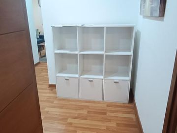 Departamento en segundo piso c/cochera cerca al ovalo higuereta muy cerca a miraflores