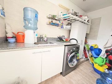 VENTA CASA 6 AMBIENTES LA CESARINA PILETA CLIMATIZ