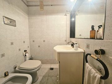 DEPARTAMENTO VENTA 5 AMBIENTES COLEGIALES