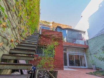 CASA DE 3 PLANTAS LOTE PROPIO U.S.A.A VILLA CRESPO