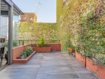 CASA DE 3 PLANTAS LOTE PROPIO U.S.A.A VILLA CRESPO