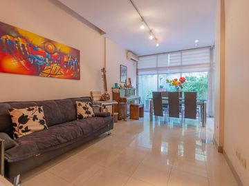 CASA DE 3 PLANTAS LOTE PROPIO U.S.A.A VILLA CRESPO