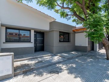 SE VENDE CASA 3 DORMITORIOS VILLA CABRERA CORDOBA