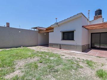 SE VENDE CASA 3 DORMITORIOS VILLA CABRERA CORDOBA
