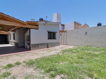 SE VENDE CASA 3 DORMITORIOS VILLA CABRERA CORDOBA