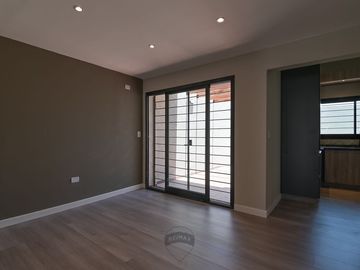 SE VENDE CASA 3 DORMITORIOS VILLA CABRERA CORDOBA