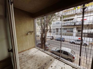 VENTA 2 AMBIENTES C/COCHERA A ESTRENAR- SAAVEDRA