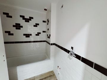 VENTA 2 AMBIENTES C/COCHERA A ESTRENAR- SAAVEDRA
