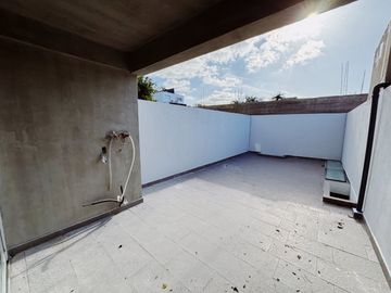 VENTA MONOAMBIENTE C/ TERRAZA Y COCHERA- SAAVEDRA