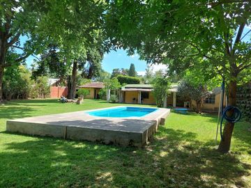 Venta Casa Multifamiliar o Quinta 2000 m2 -Delviso