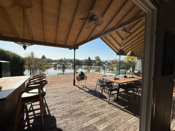 INCREIBLE CASA AL RIO EN SAN ISIDRO LABRADOR