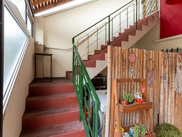 Casa Multifamiliar 3 en 1  cochera patio FINANCIA