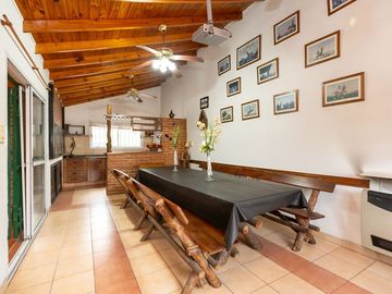 Casa Multifamiliar 3 en 1  cochera patio FINANCIA
