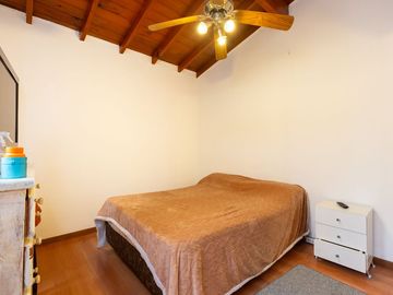 Casa Multifamiliar 3 en 1  cochera patio FINANCIA