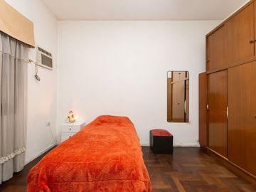 Casa Multifamiliar 3 en 1  cochera patio FINANCIA